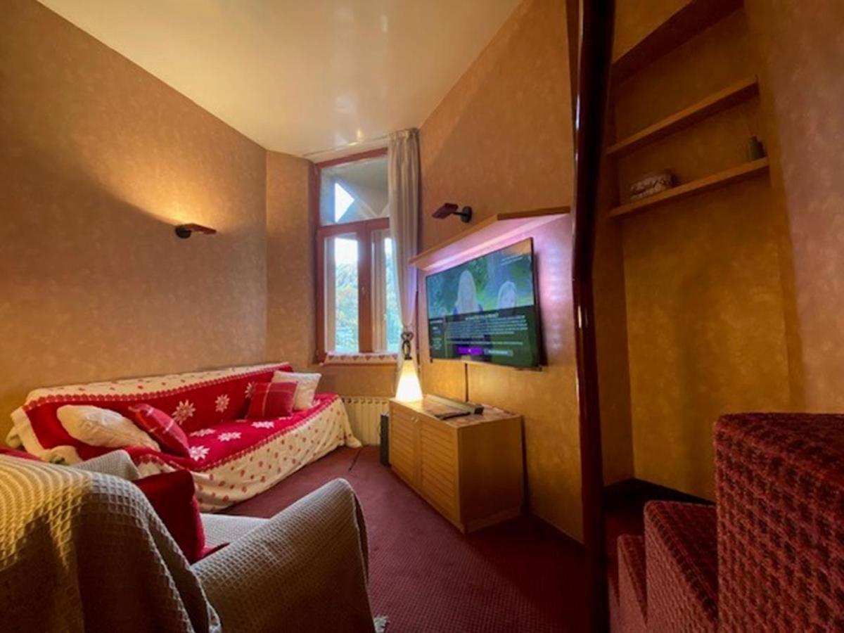 The Nest Alpine Loft Ski-In Ski-Out เบรยล์-แชร์วิเนีย ภายนอก รูปภาพ