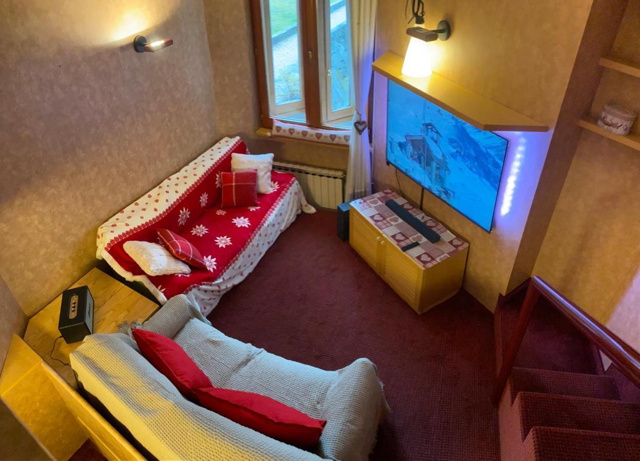The Nest Alpine Loft Ski-In Ski-Out เบรยล์-แชร์วิเนีย ภายนอก รูปภาพ
