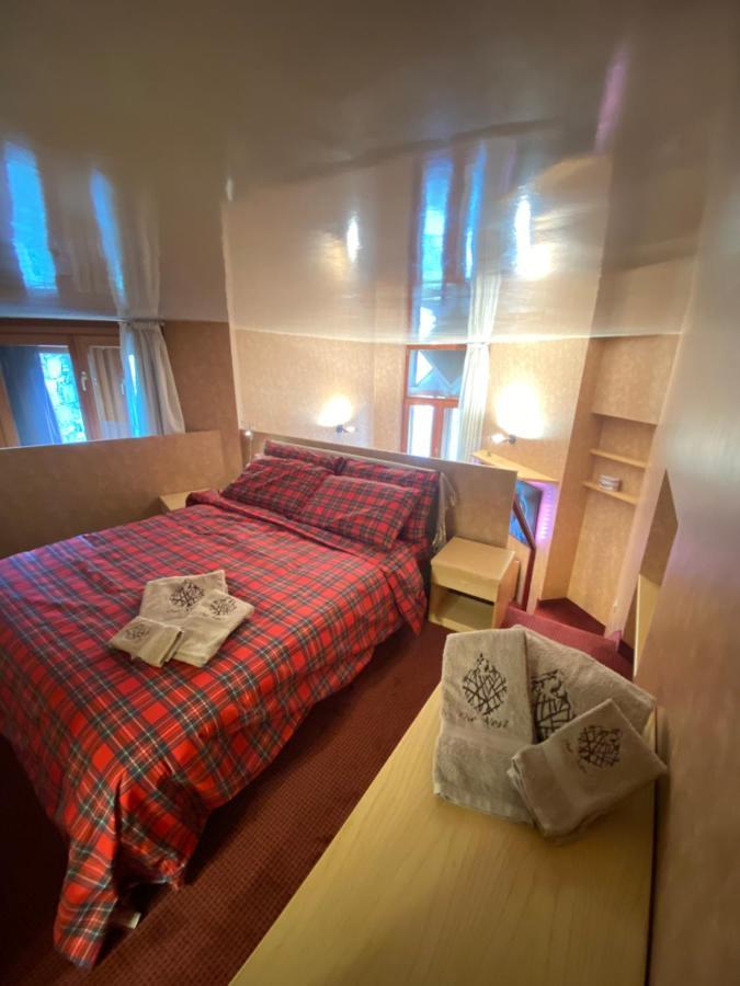 The Nest Alpine Loft Ski-In Ski-Out เบรยล์-แชร์วิเนีย ภายนอก รูปภาพ